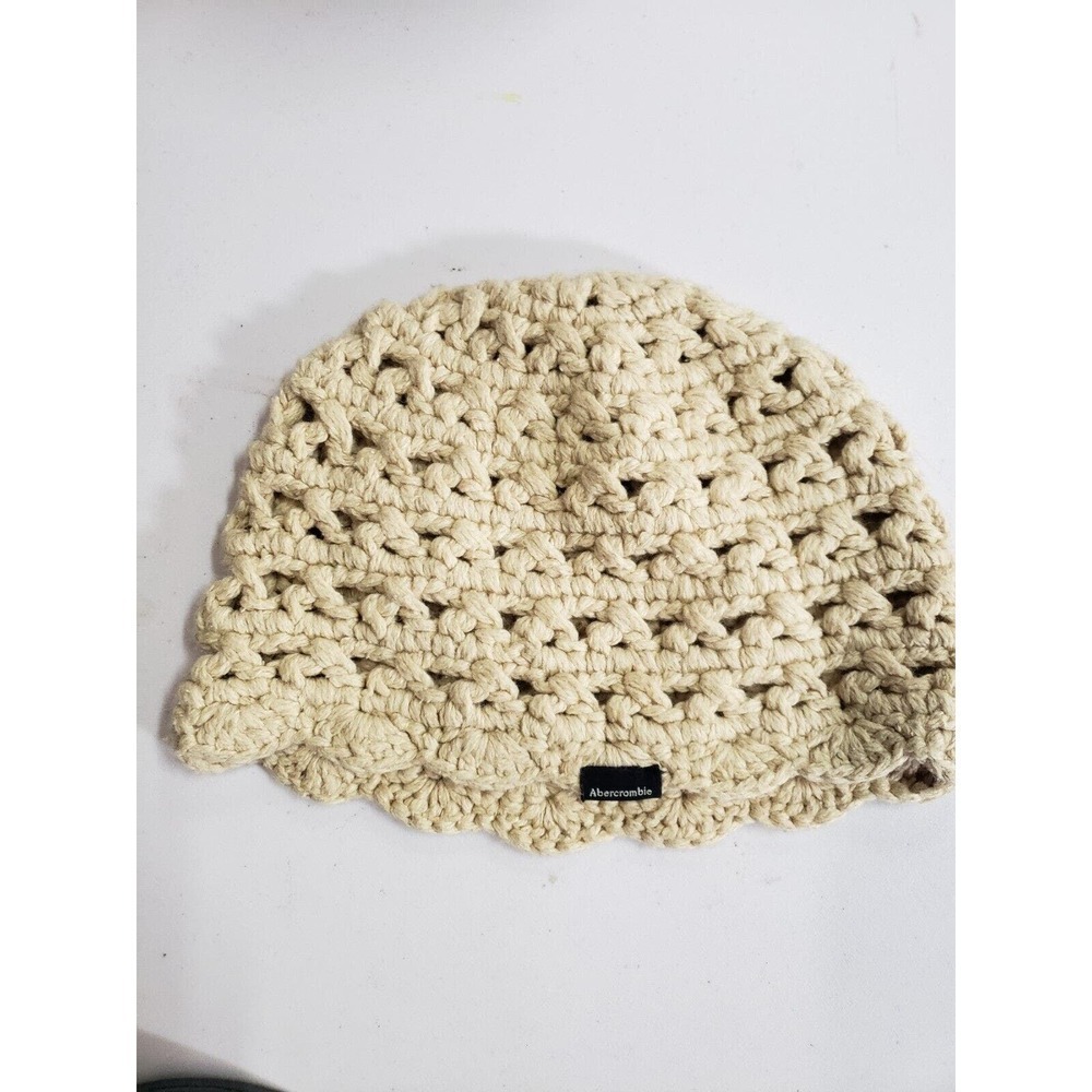 Abercrombie & Fitch Cap Womens One Size Pink Handmade Crocheted Knit Hat